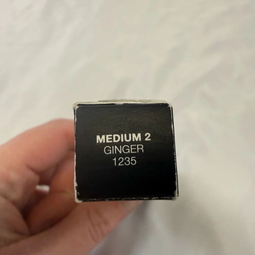 NEW NARS Radiant Creamy Concealer Medium 2 Ginger Full Size